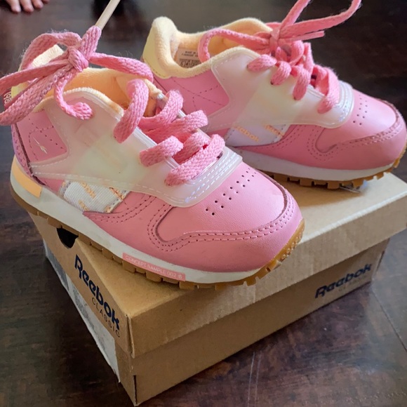 Reebok Other - Toddler shoes